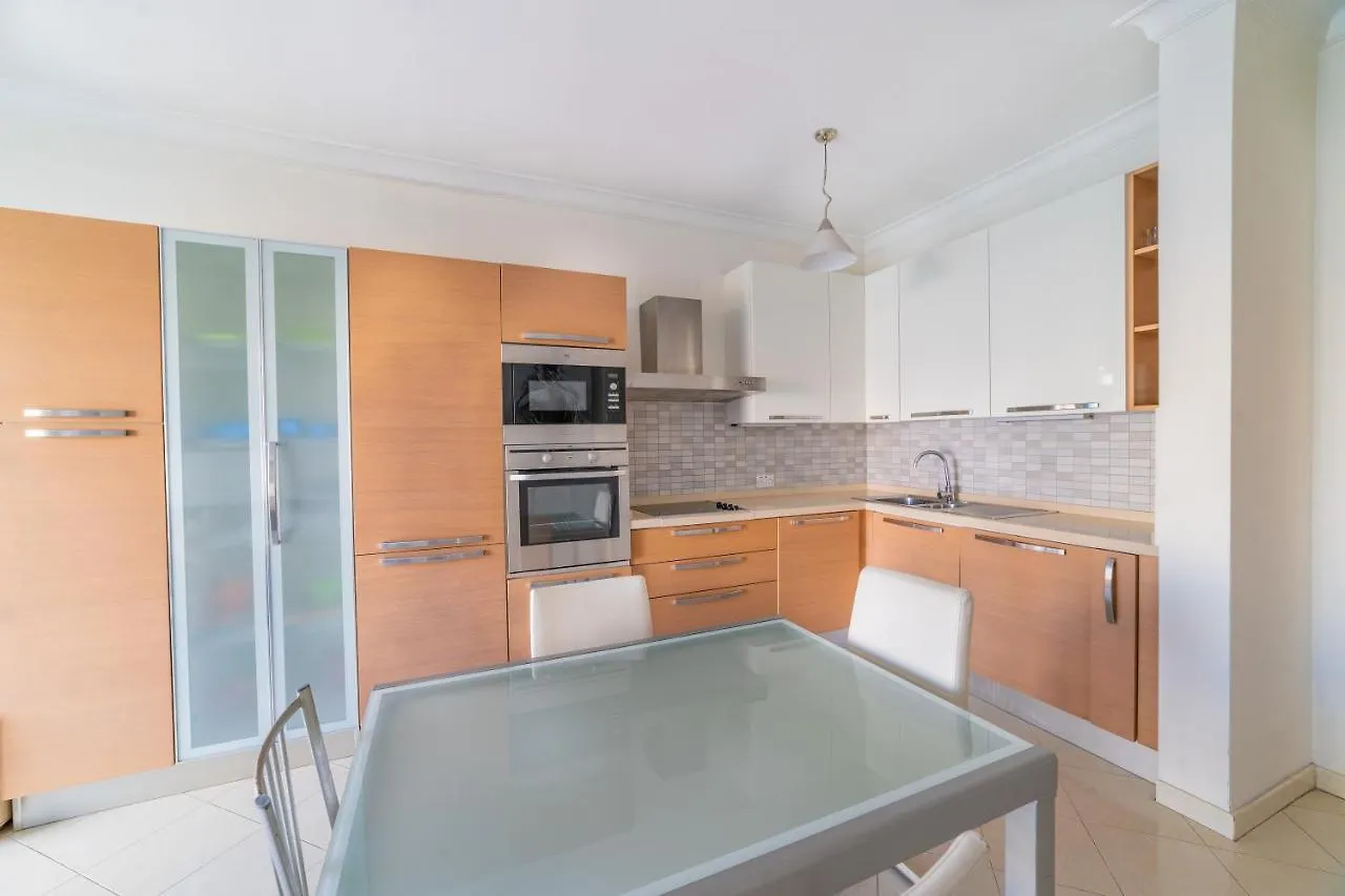 Superb Views Of Spinola Bay In Heart Of Stjulians-Hosted By Sweetstay Saint Julian's 0*,
